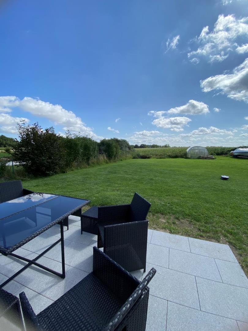 Neu! Modernes Ferienhaus Schwanbeck Mit Whirlpool-Option Dassow Exterior foto